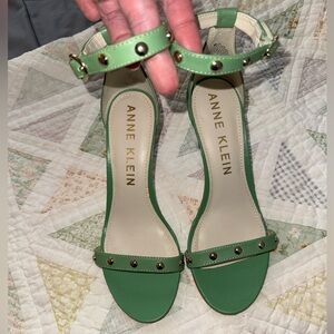 Anne Klein Akossana Mint Green Studded Ankle Strap Heels Size 8.5